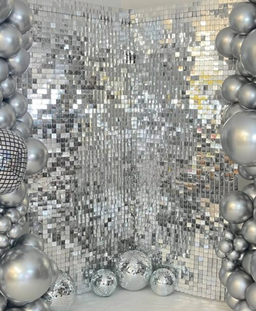 Mur à paillettes argent